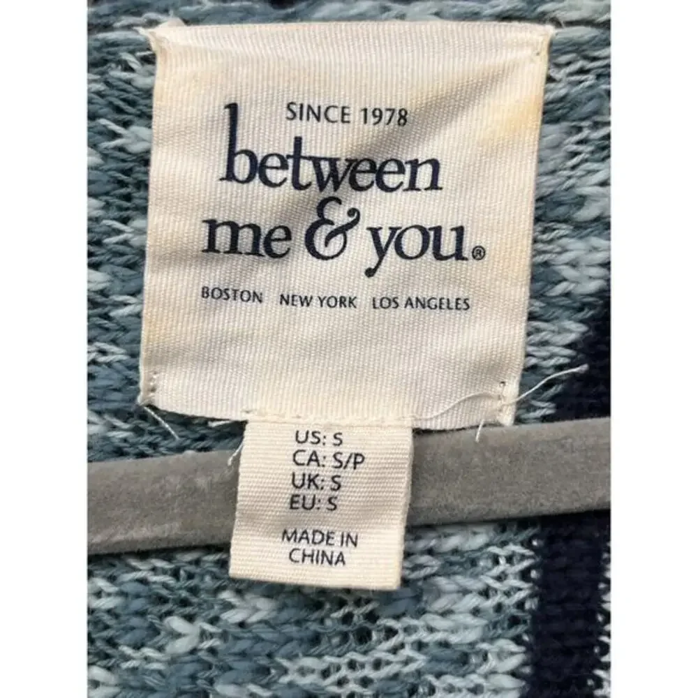 Between Me & You‎ Open front Cardigan Womens Small Fringe Hooded Gray striped